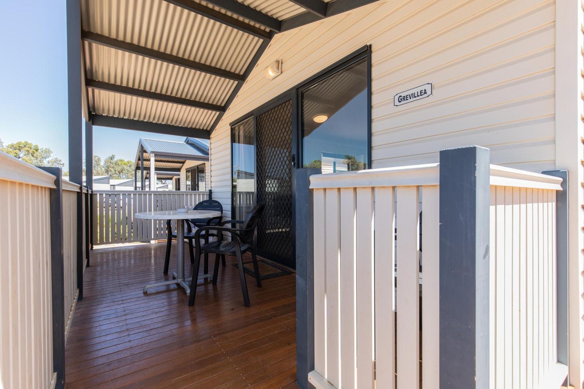 Jurien Bay Tourist Park Hotel ภายนอก รูปภาพ