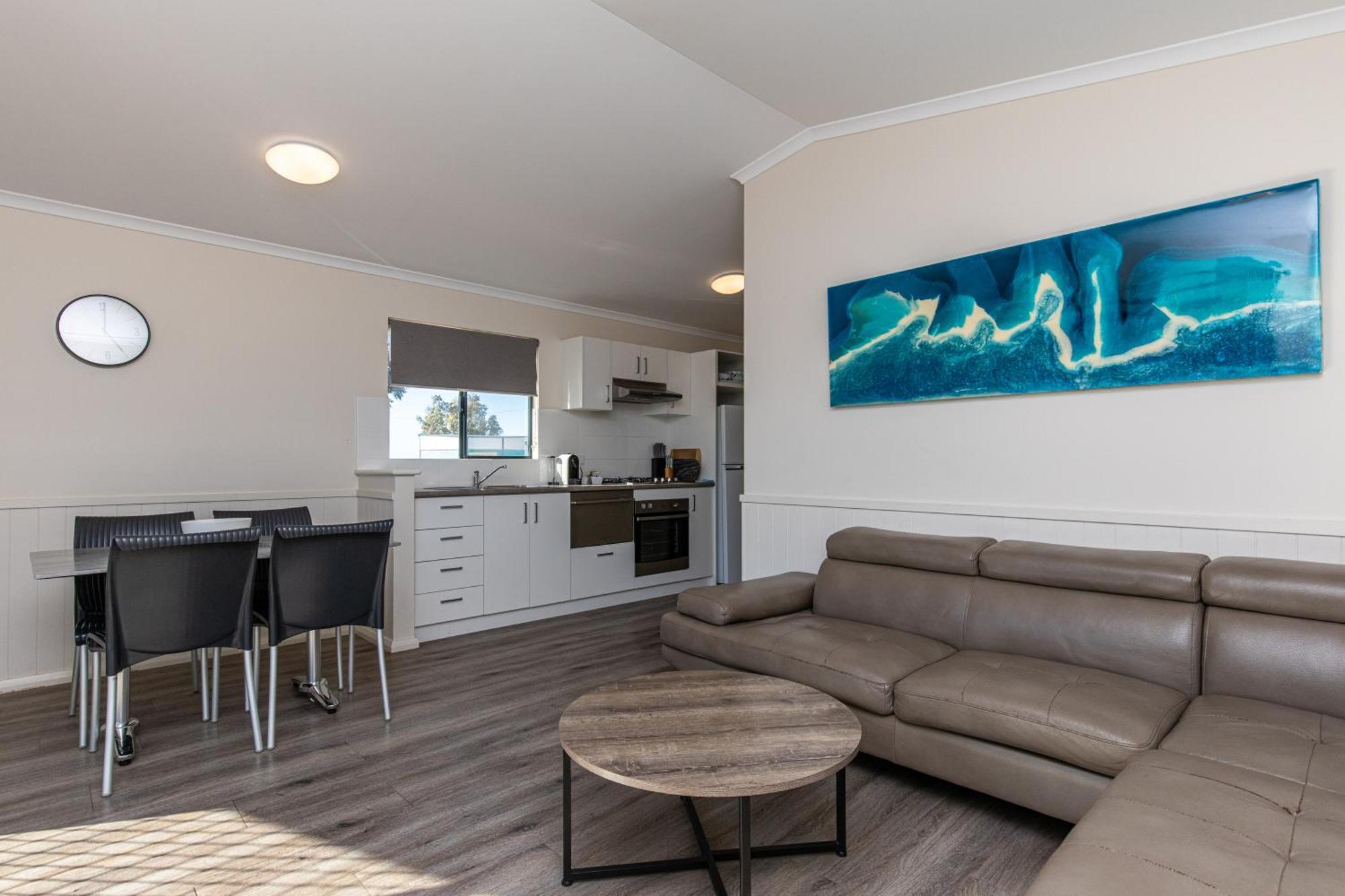 Jurien Bay Tourist Park Hotel ภายนอก รูปภาพ