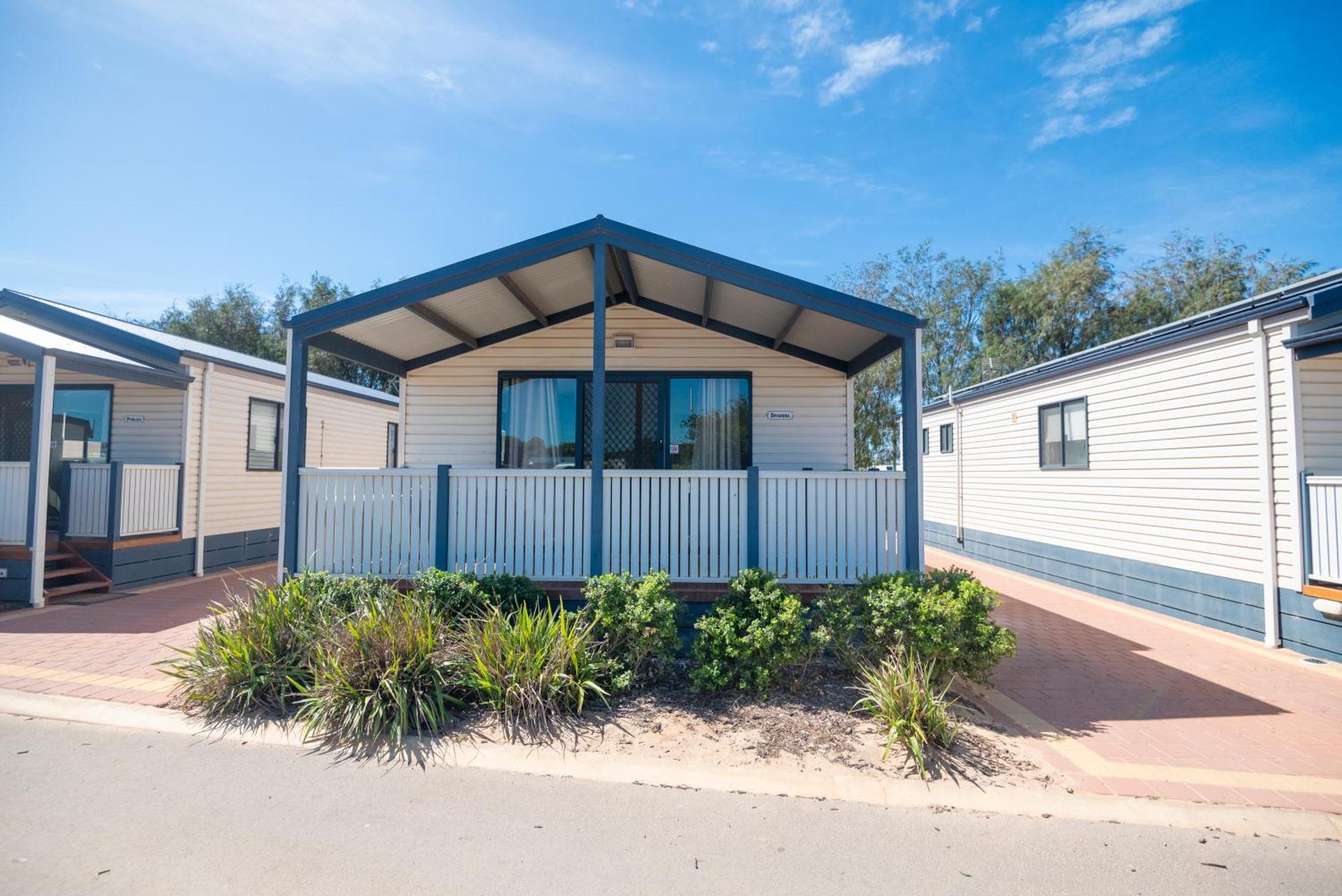 Jurien Bay Tourist Park Hotel ภายนอก รูปภาพ