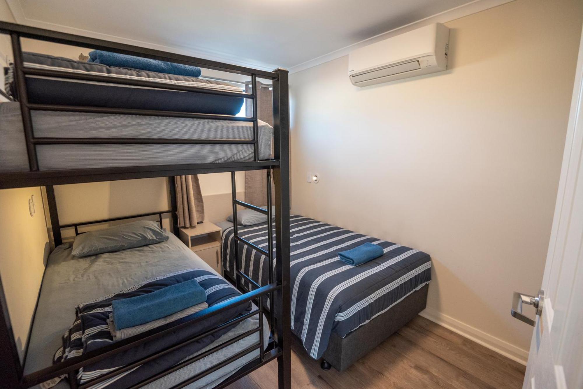 Jurien Bay Tourist Park Hotel ภายนอก รูปภาพ