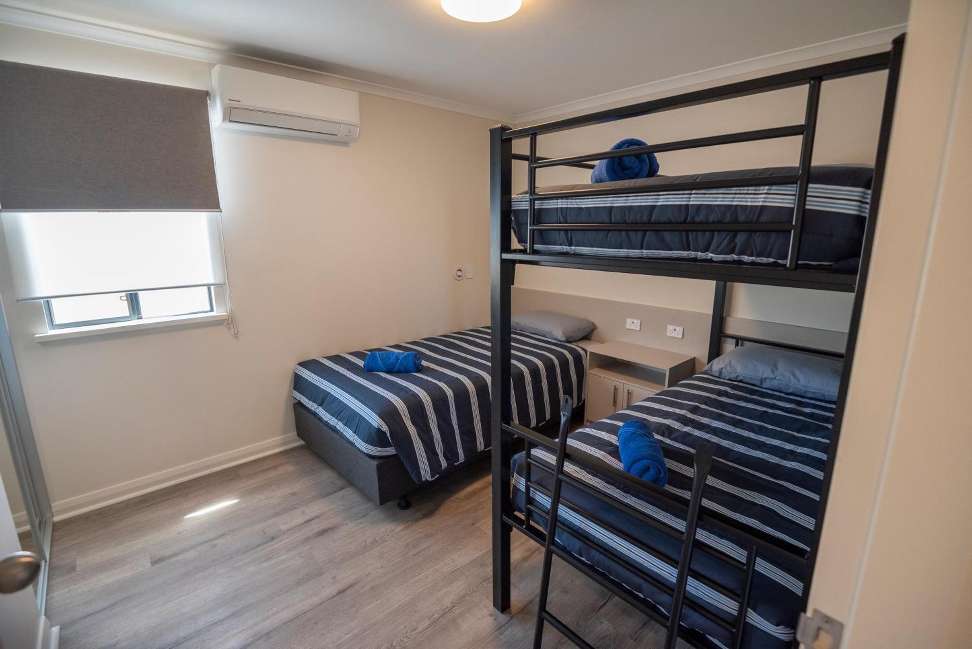 Jurien Bay Tourist Park Hotel ภายนอก รูปภาพ