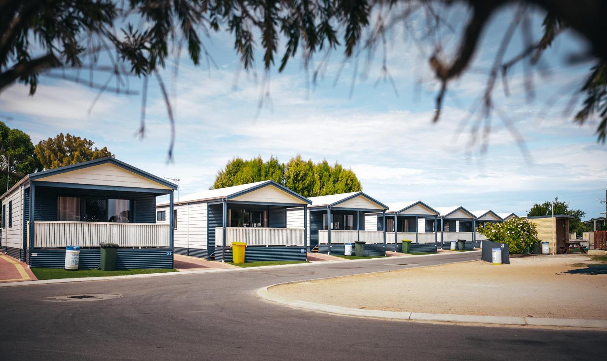 Jurien Bay Tourist Park Hotel ภายนอก รูปภาพ