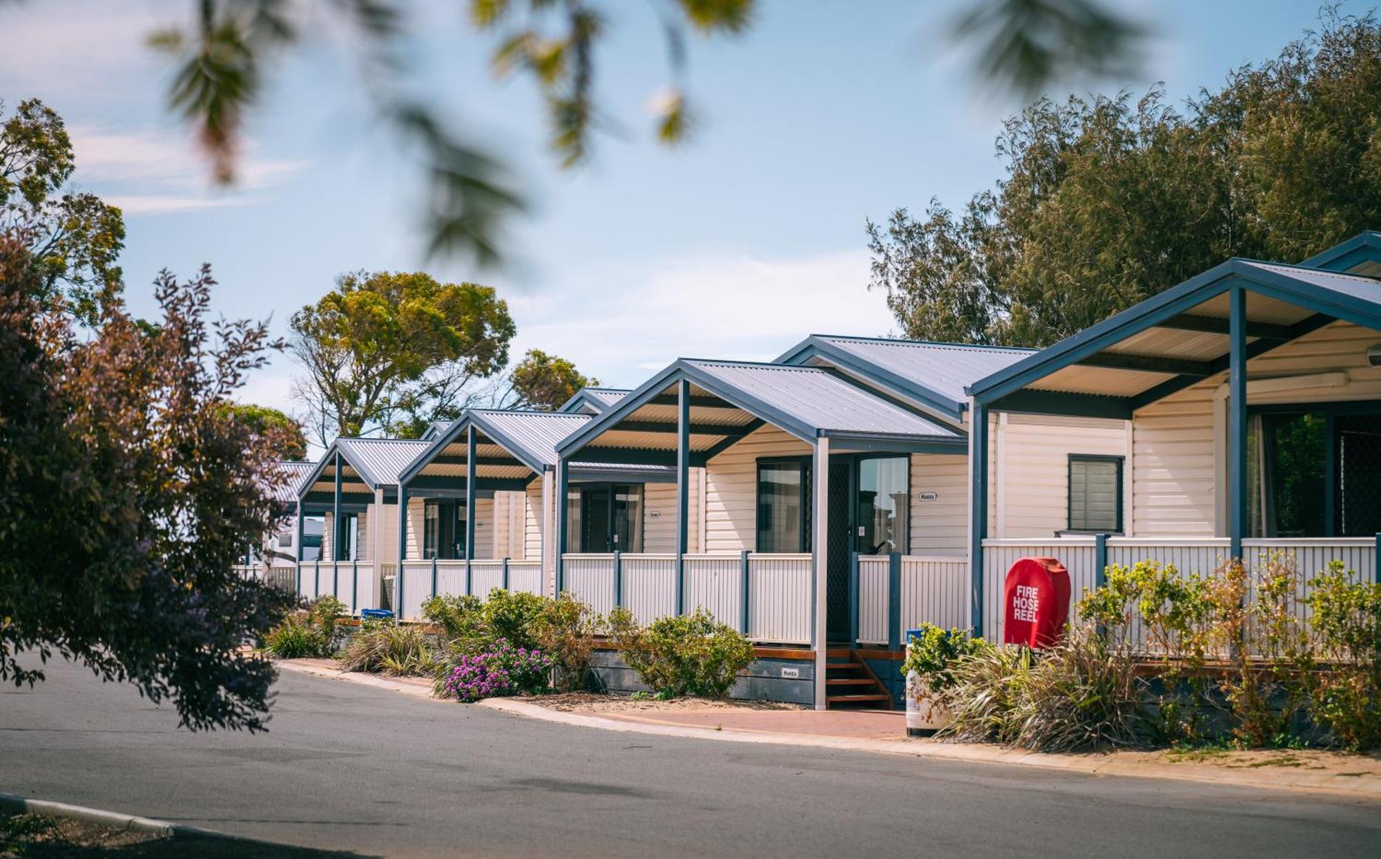 Jurien Bay Tourist Park Hotel ภายนอก รูปภาพ